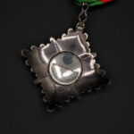 مدال همایونی درجه پنج با جعبه و ربان فابریک دوره رضا شاه پهلوی - Image 3