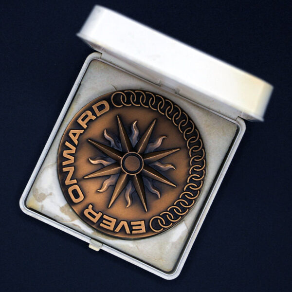 مدال یادبود هفتمین دوره بازی های آسیایی 1974 _ باجعبه فابریک - Image 1