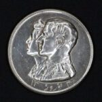 مدال نقره نوروز شاه و ثریا 1336_صورت بزرگ